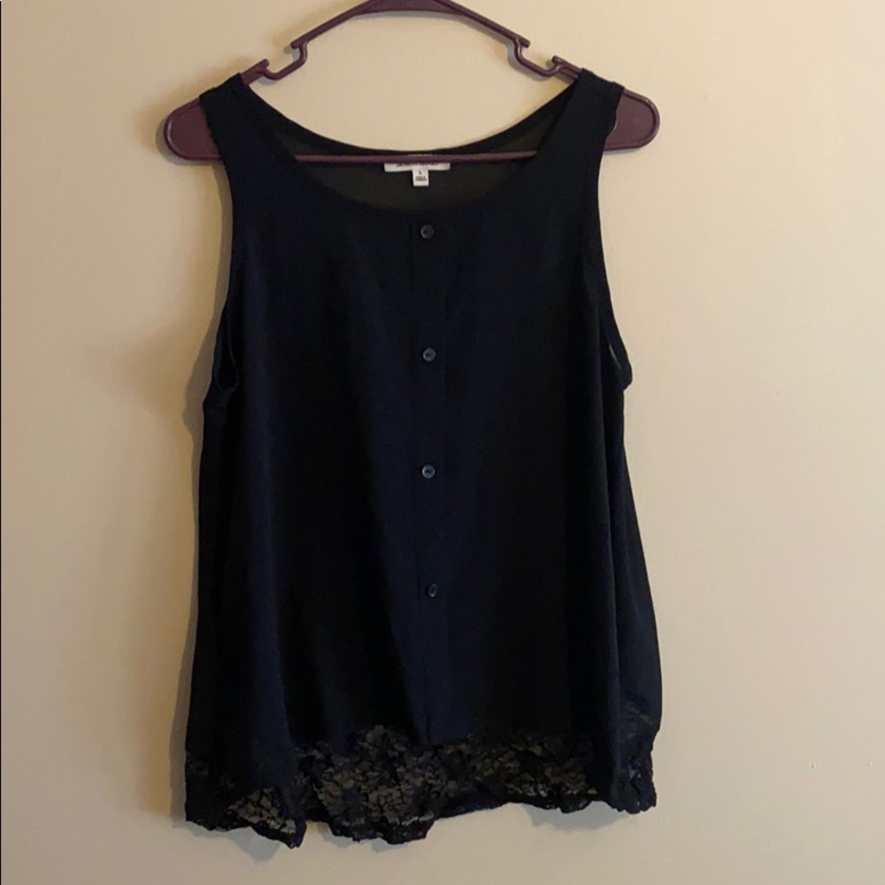 Zenana Styles Button Front Lace Trim Tank